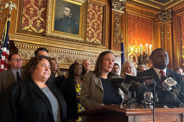 Wisconsin Poised to Leave Arkansas as Only State Without Expanded Medicaid for New Moms Wisconsin Poised to Leave Arkansas as Only State Without Expanded Medicaid for New Moms