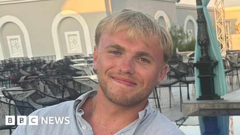 Warning to young men after son dies from cancer