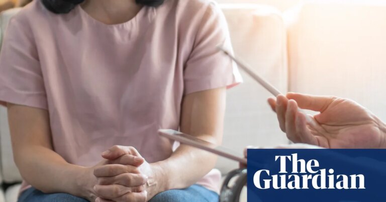 Repurposed drug may extend survival in aggressive ovarian cancer, trial shows | Ovarian cancer