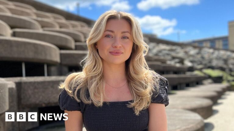 Campaigner wants free sun cream on beaches