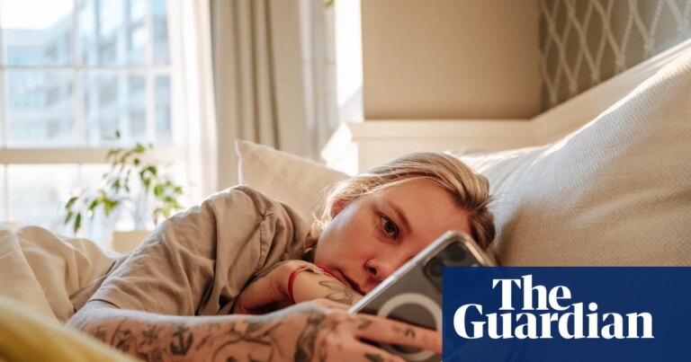 Poor sleep linked to rising cancer risk in under-50s | Cancer Poor sleep linked to rising cancer risk in under-50s | Cancer