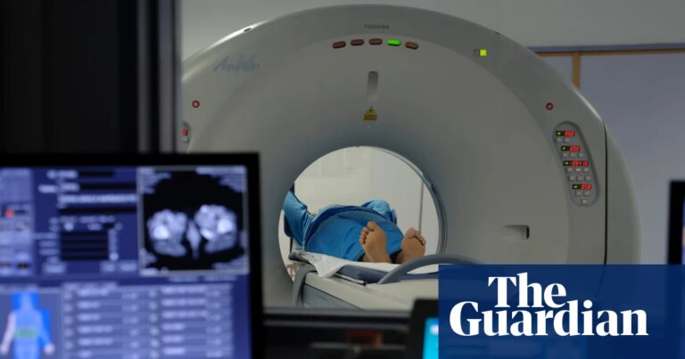 Weight gain as adult increases cancer risk by up to five times, research shows | Health Weight gain as adult increases cancer risk by up to five times, research shows | Health