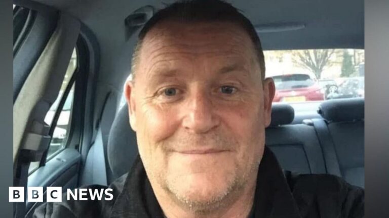 Woman fundraises to fulfil dying dad's dream Woman fundraises to fulfil dying dad's dream