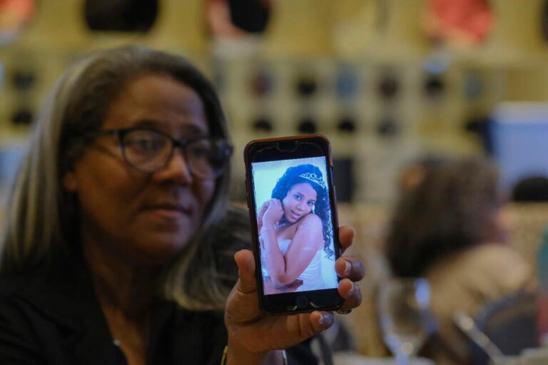 Mother of Pregnant Teen With Cancer Who Died Challenges Dominican Republic’s Strict Abortion Ban Mother of Pregnant Teen With Cancer Who Died Challenges Dominican Republic's Strict Abortion Ban