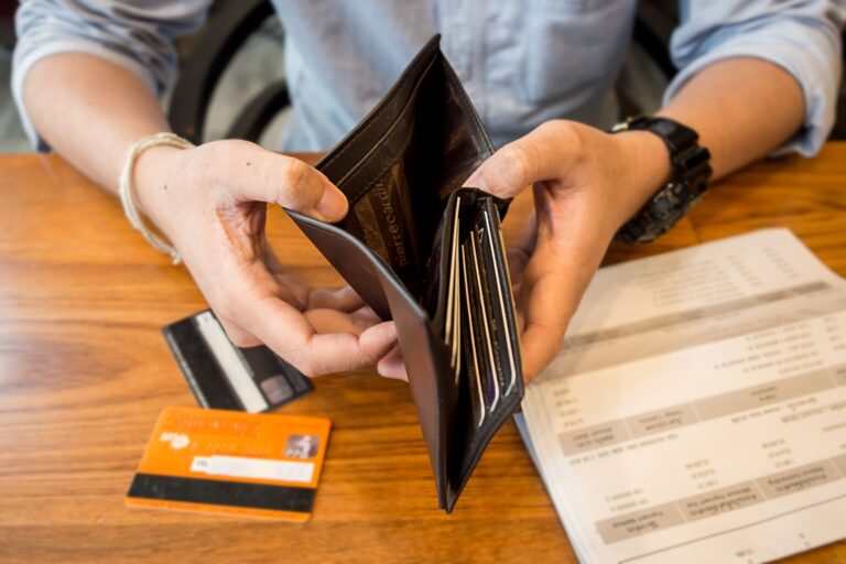 County-Level Medical Debt Tied to Later-Stage Cancer Diagnosis, Worse Survival County-Level Medical Debt Tied to Later-Stage Cancer Diagnosis, Worse Survival